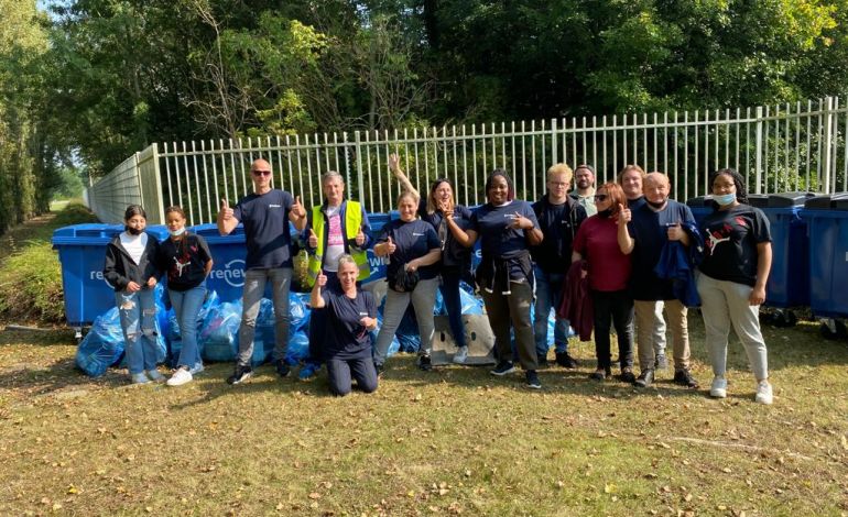 Vrijwilligers River Cleanup Laakdal